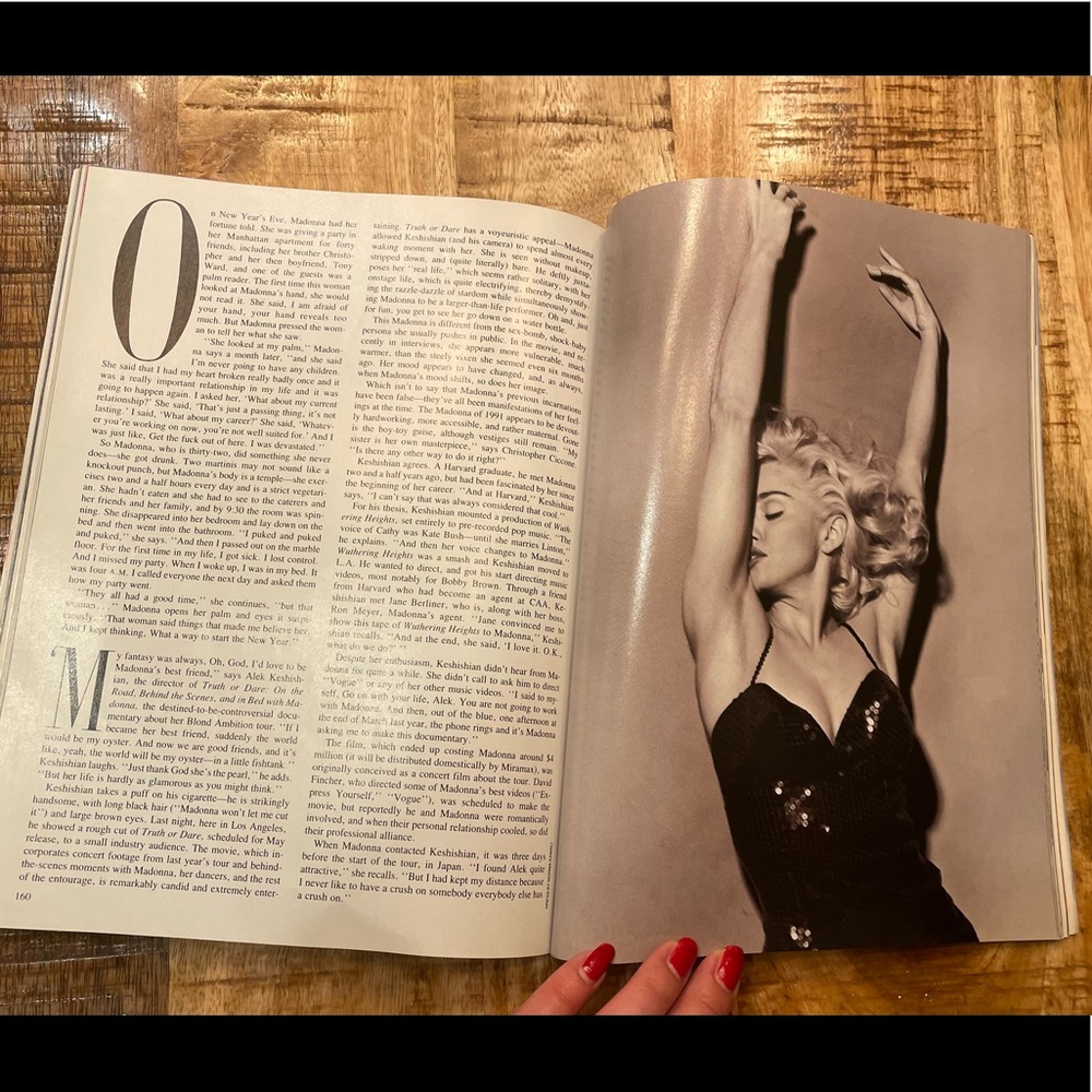 1991 Vanity Fair Magazine Madonna - Picture 2 of 8